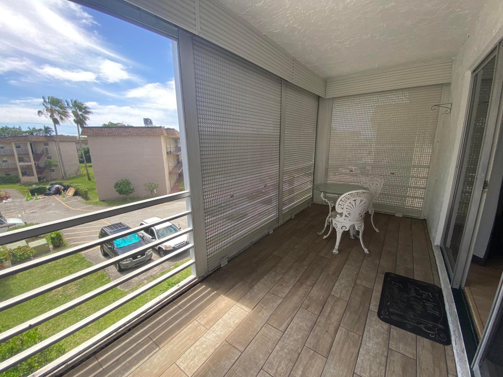 715 Lori Drive - Photo 11