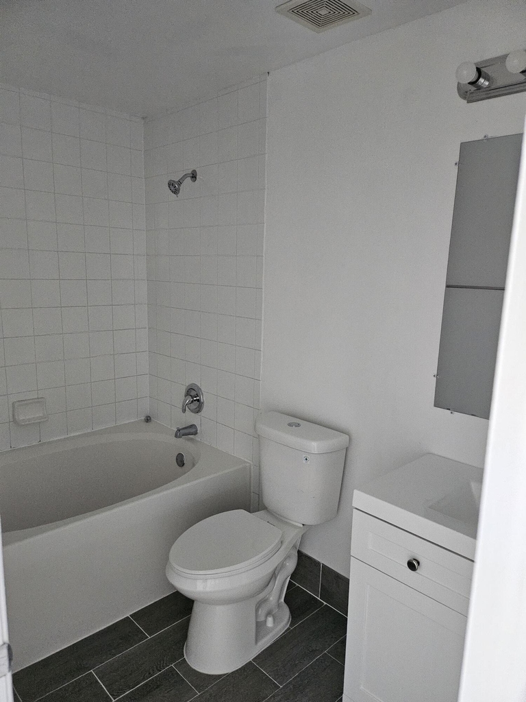 1193 Colonial Palms Way - Photo 13