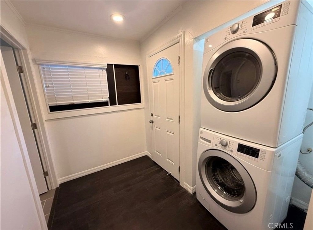 4563 Lexington Avenue - Photo 5