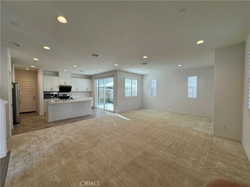 7018 Aloe Ln - Photo 4