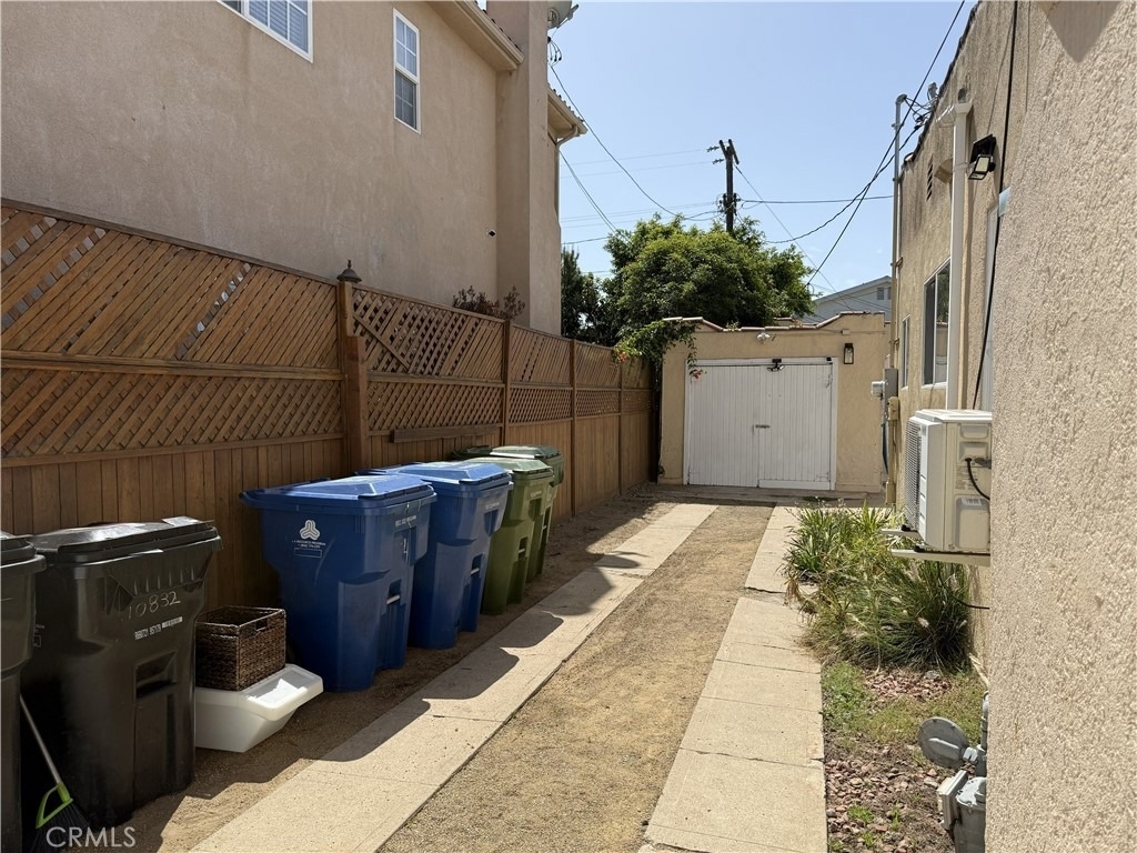 10832 Westminster - Photo 15