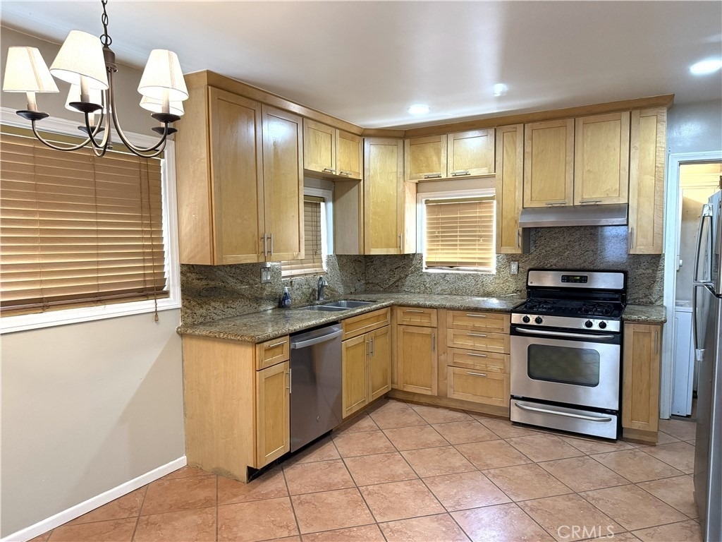 10832 Westminster - Photo 8