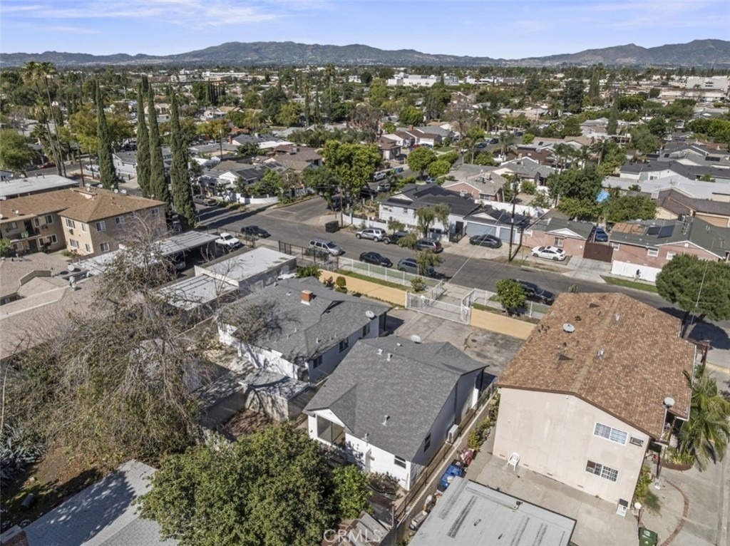 14722 Strathern - Photo 30