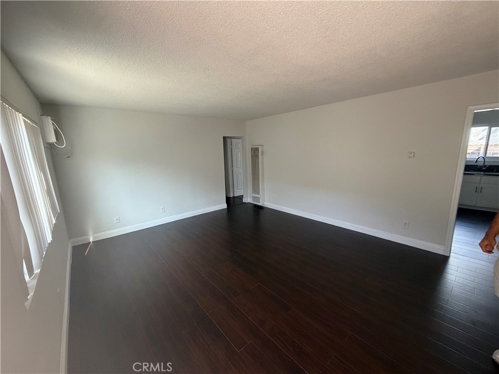 2530 Carmona - Photo 7
