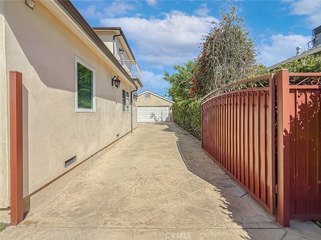 5960 Balcom - Photo 53
