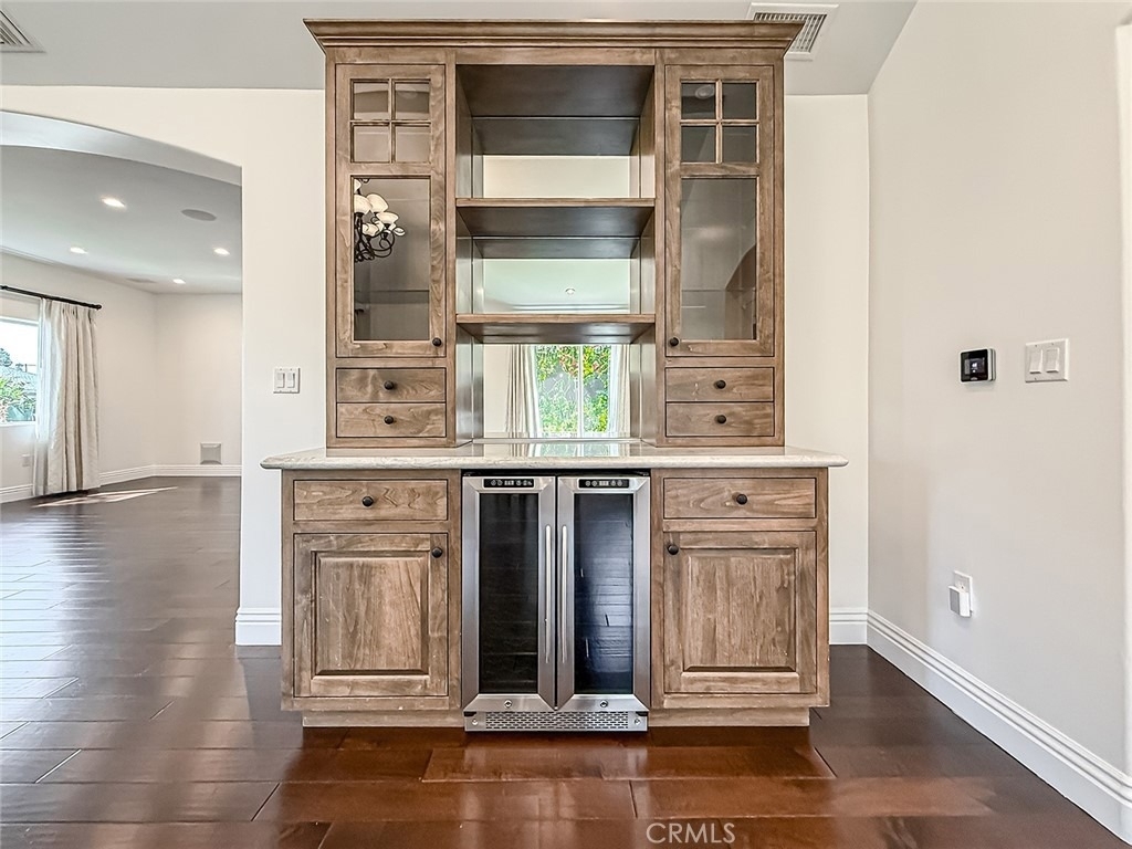 5960 Balcom - Photo 7