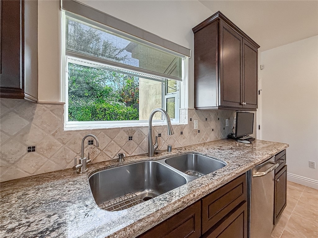 5960 Balcom - Photo 14