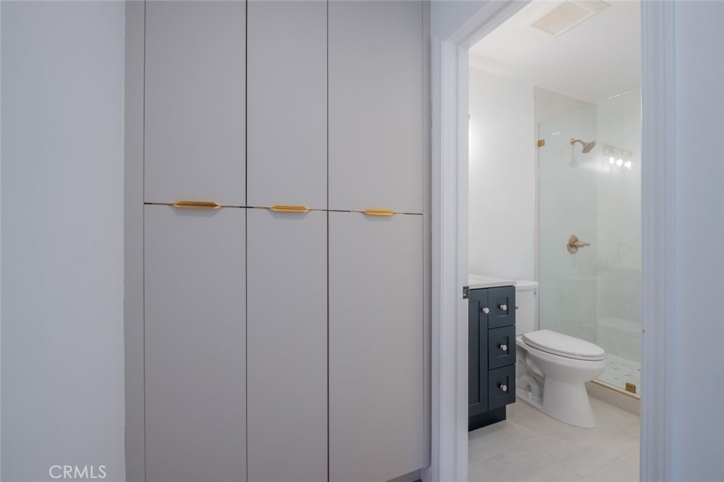 14418 Martha Street - Photo 9