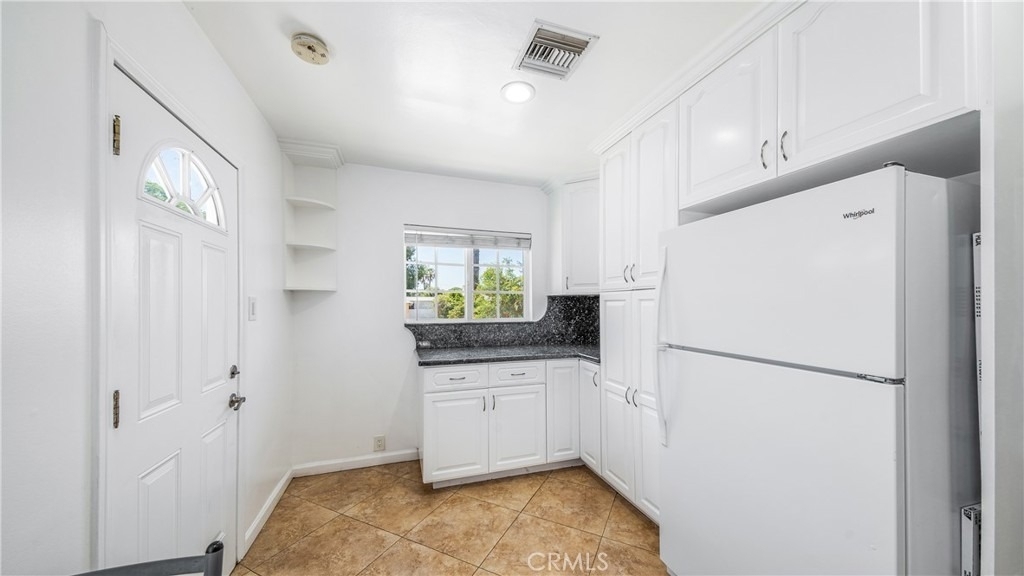 12549 Barbara Ann - Photo 8