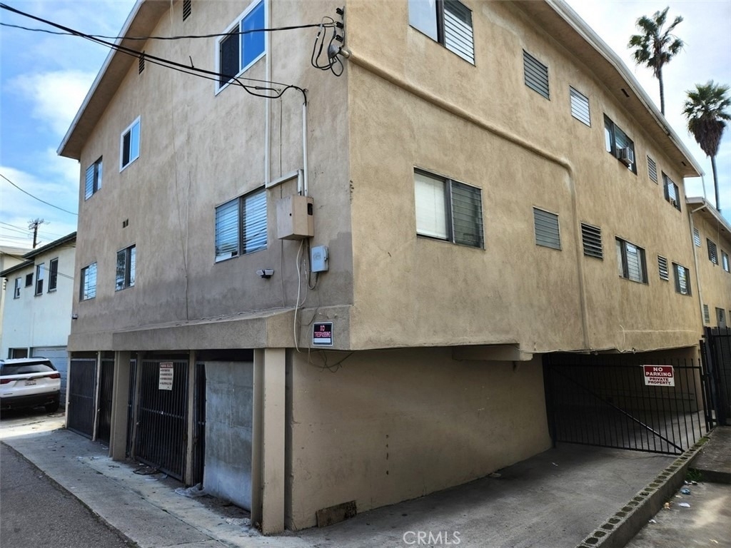 8829 Alcott Street - Photo 12