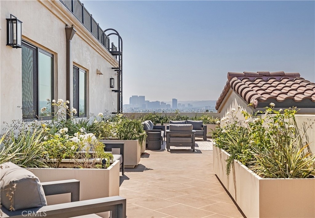 1303 S Orange Grove Avenue - Photo 17