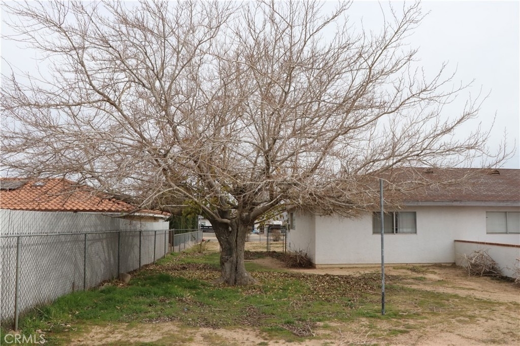 7864 Newhall Avenue - Photo 14