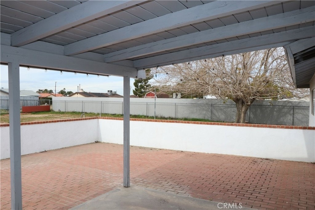 7864 Newhall Avenue - Photo 9