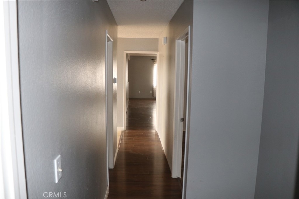 7864 Newhall Avenue - Photo 4