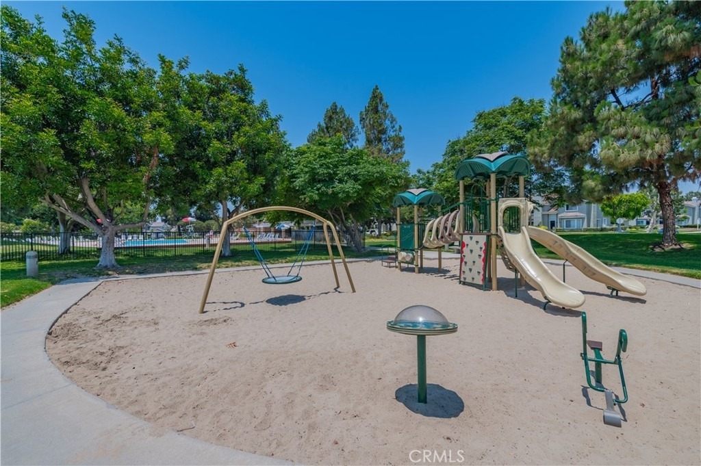 76 Fairlake - Photo 51