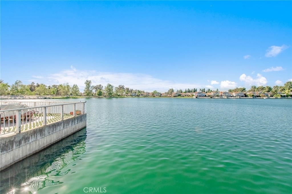 76 Fairlake - Photo 38