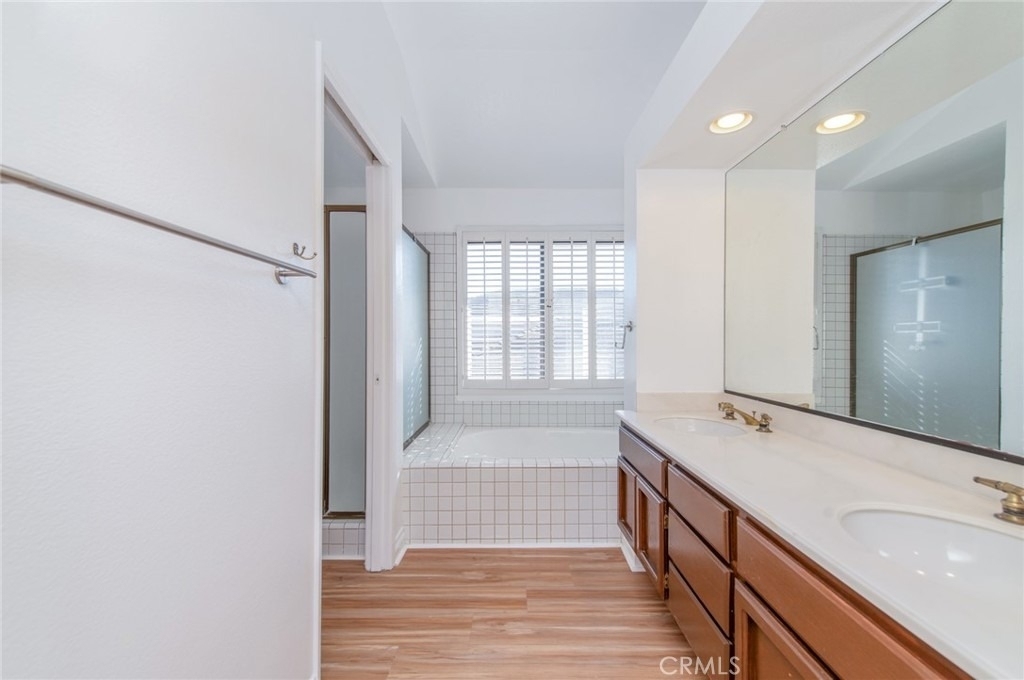 76 Fairlake - Photo 30