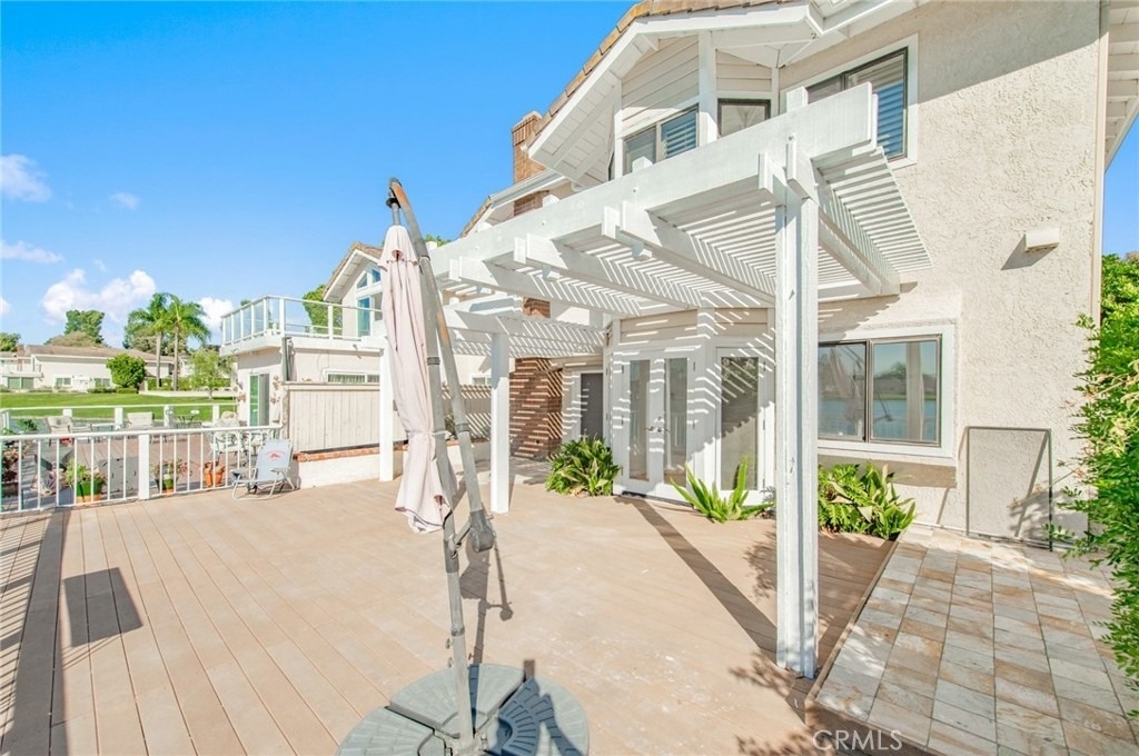 76 Fairlake - Photo 37