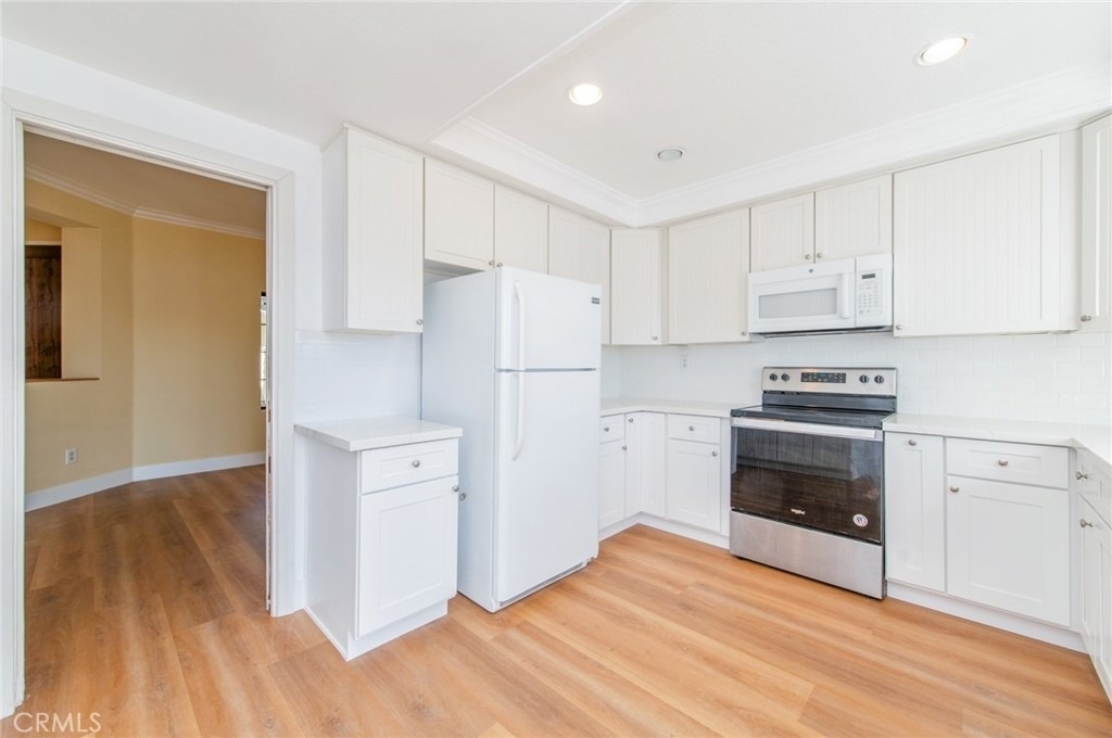76 Fairlake - Photo 12