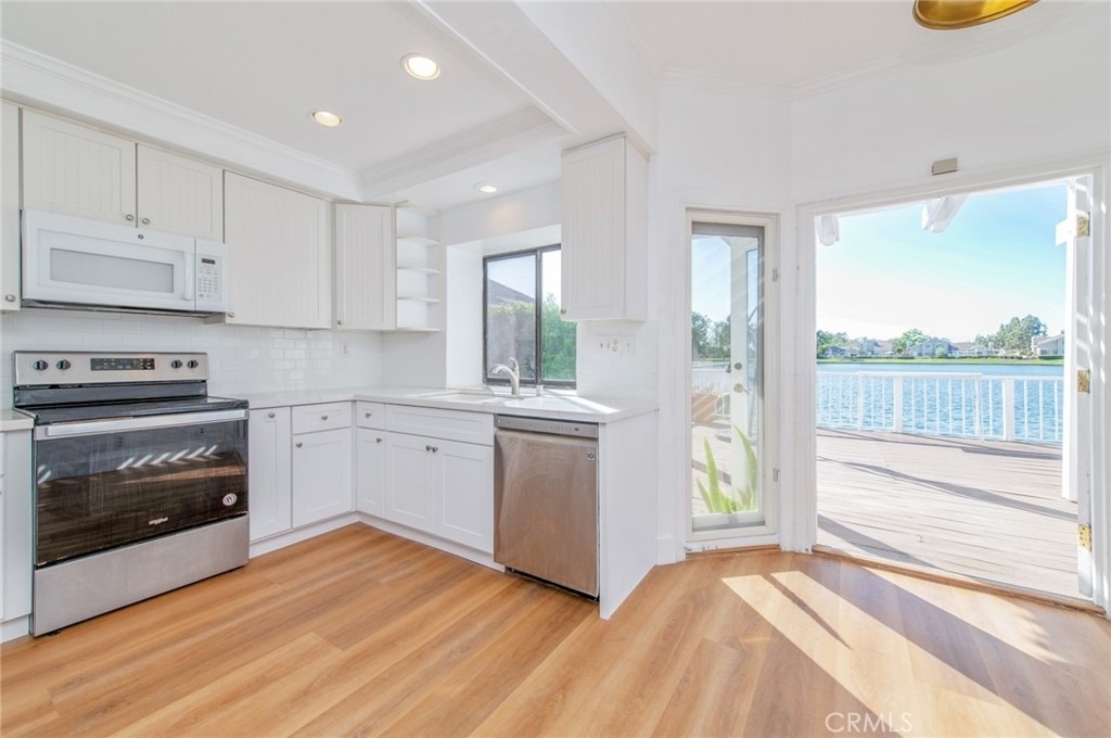 76 Fairlake - Photo 14