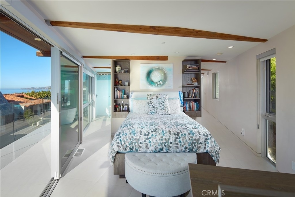 2680 Victoria Drive - Photo 12