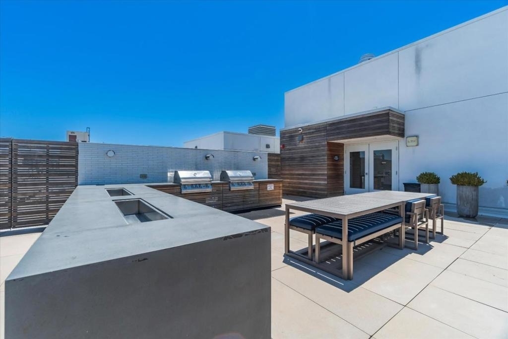 1450 Franklin Street - Photo 17