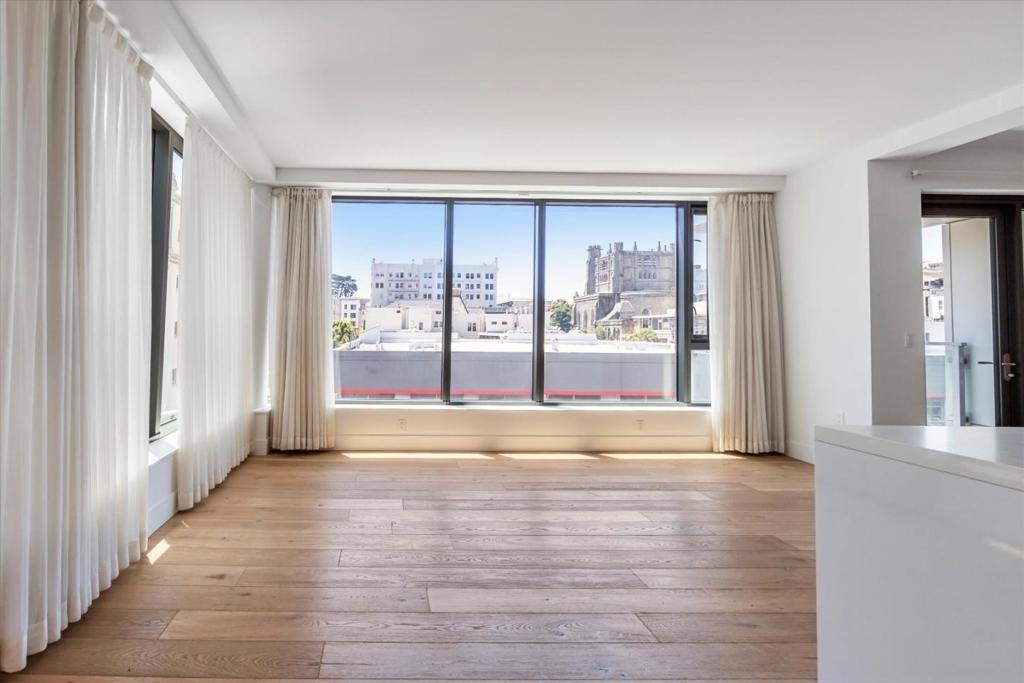 1450 Franklin Street - Photo 3