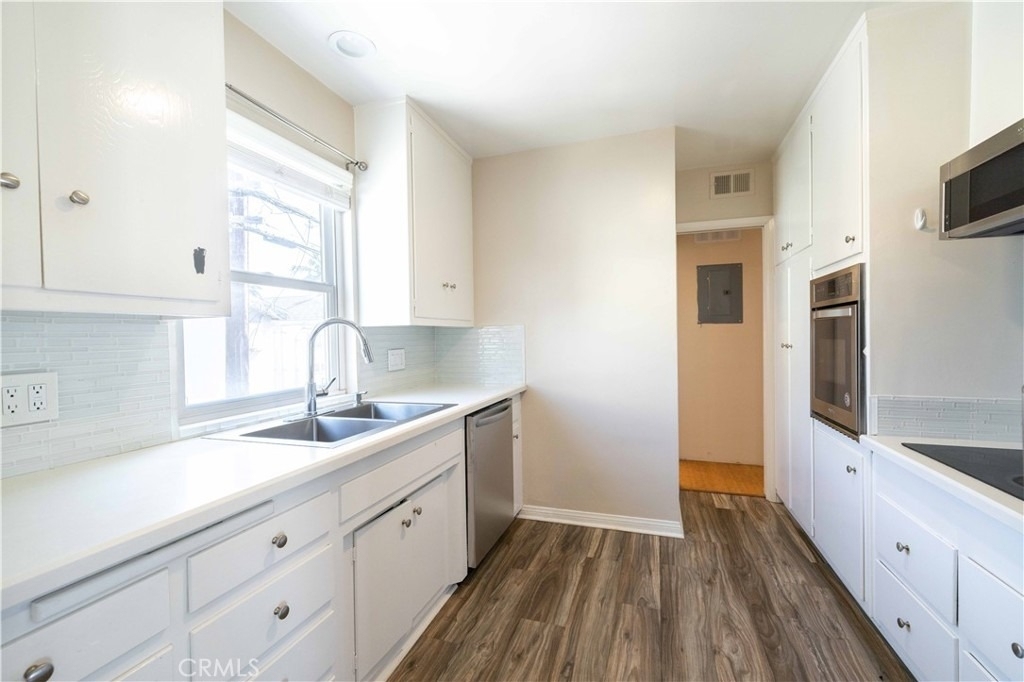 1227 E 1st - Photo 0