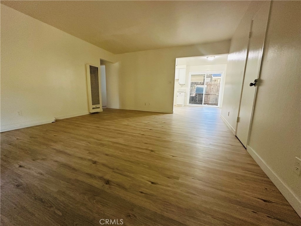 607 N Dalton Avenue - Photo 2