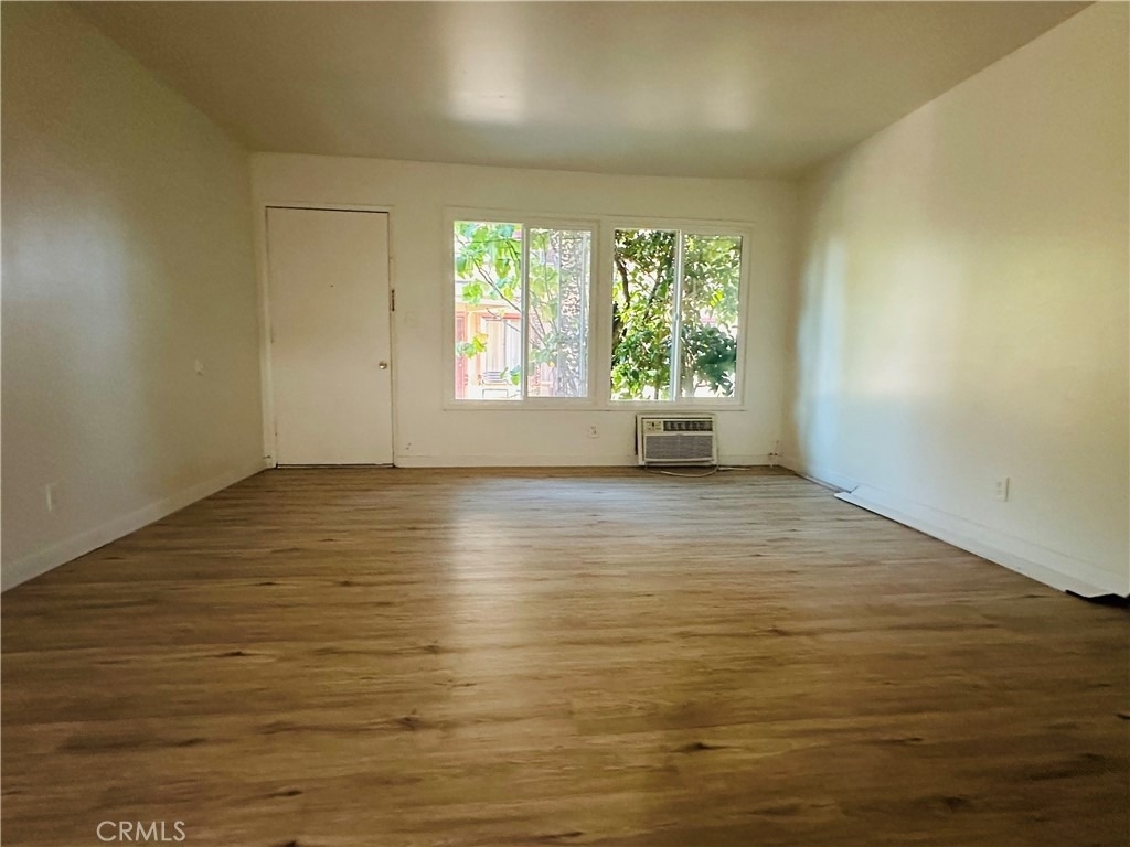 607 N Dalton Avenue - Photo 3