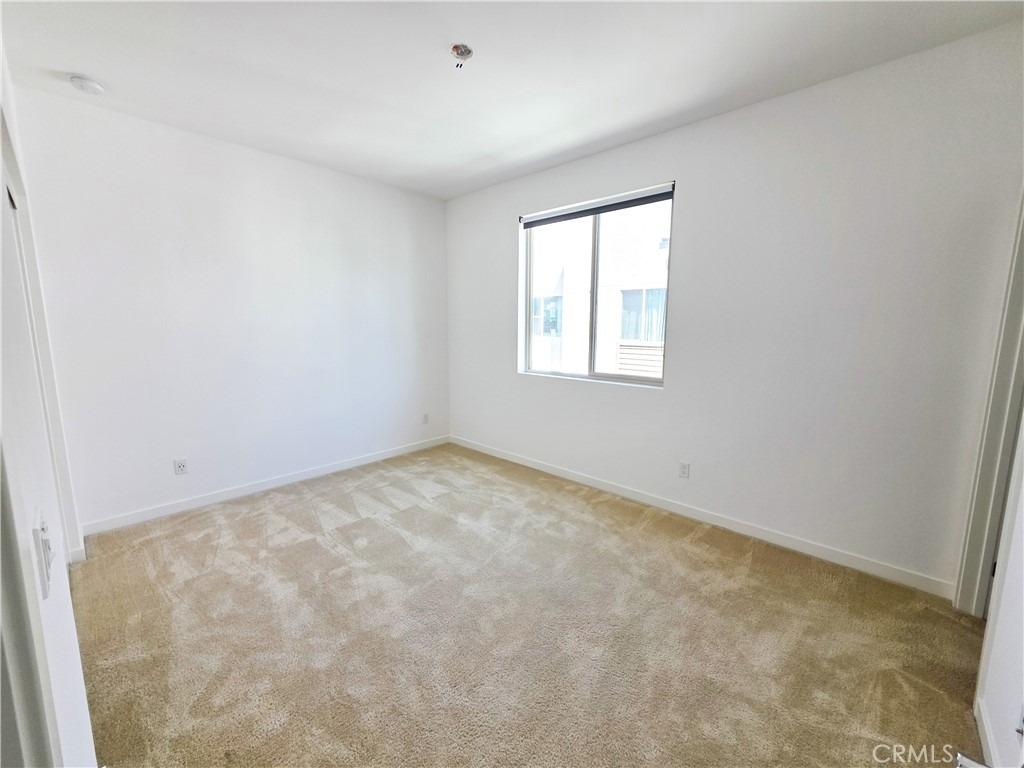 164 Placemark - Photo 14