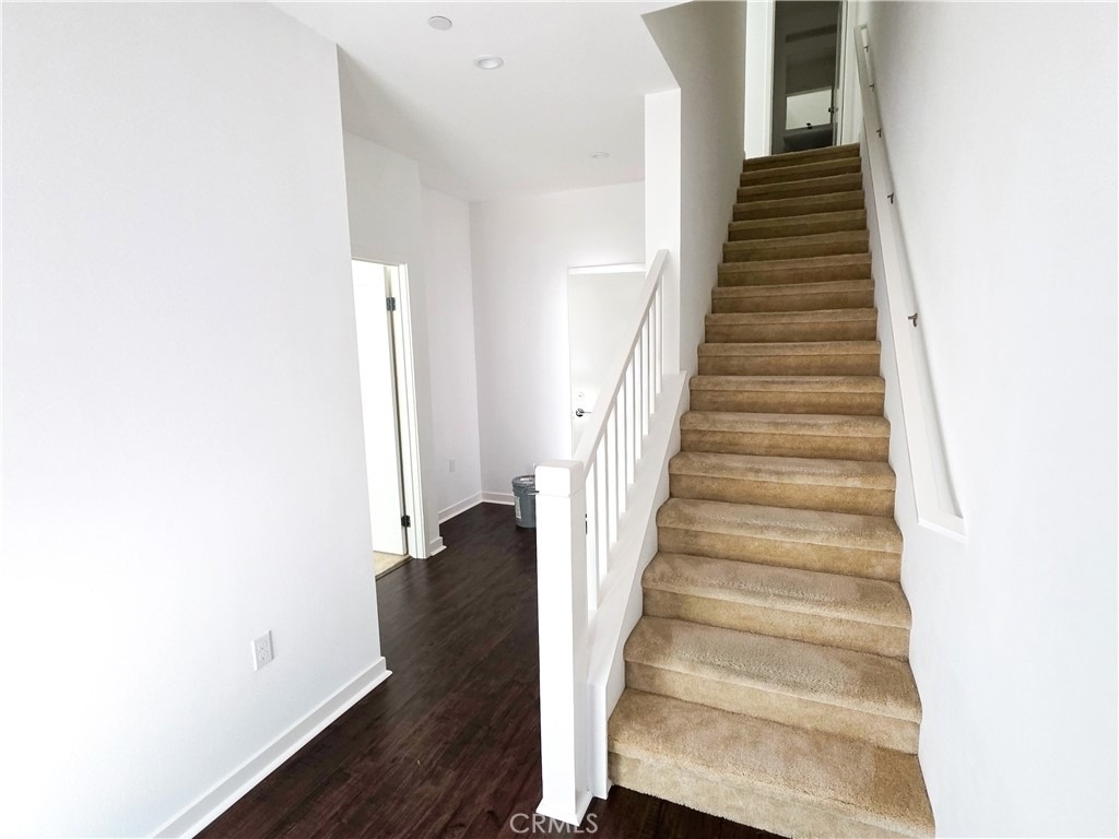 164 Placemark - Photo 2