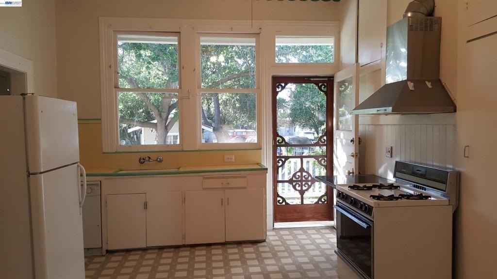 627 Rose Avenue - Photo 15