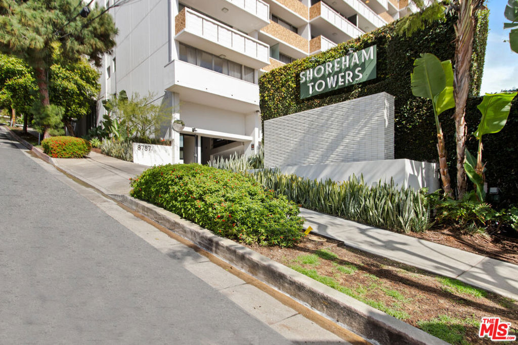 8787 Shoreham Drive - Photo 25
