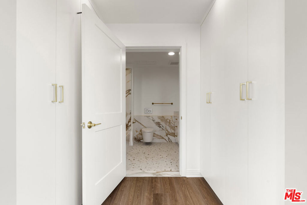 7428 Santa Monica Boulevard - Photo 16