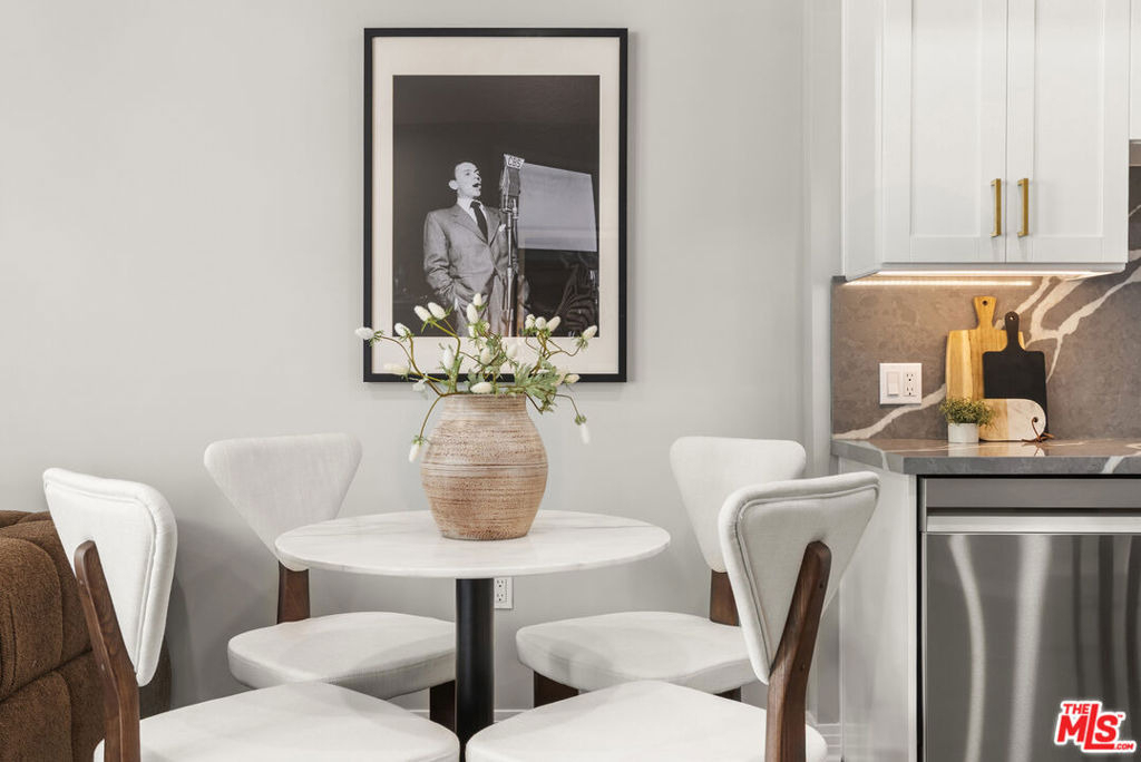 7428 Santa Monica Boulevard - Photo 12