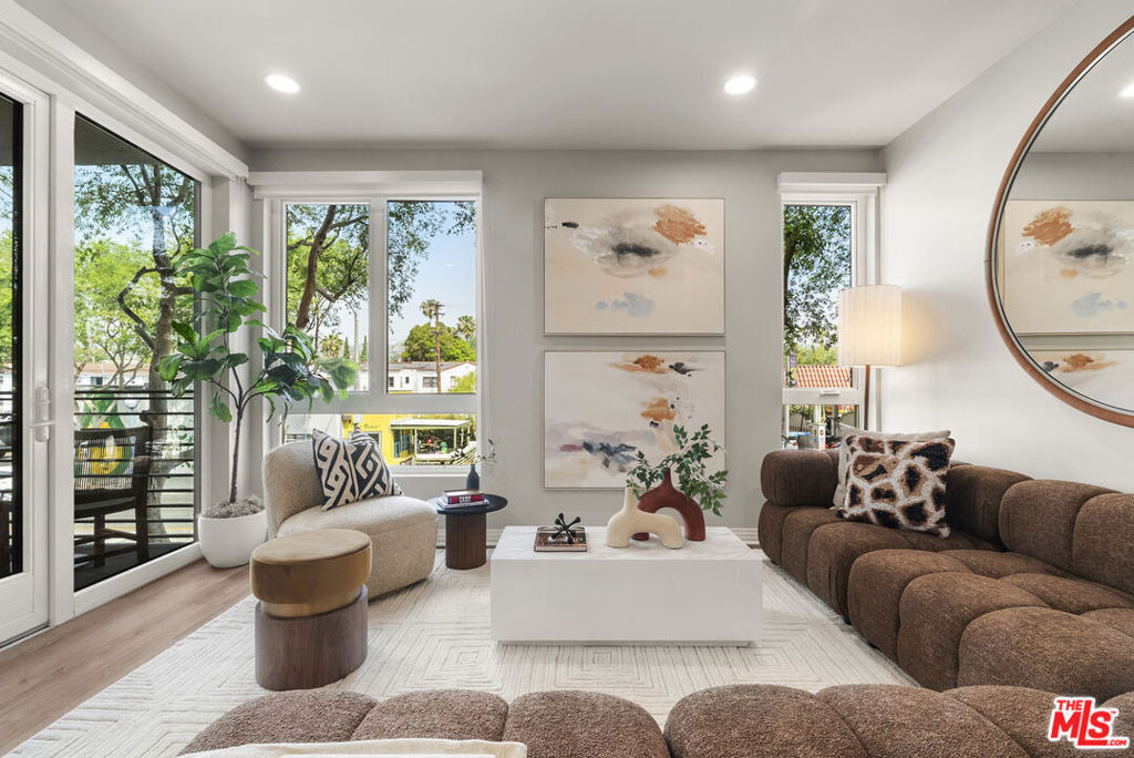 7428 Santa Monica Boulevard - Photo 15