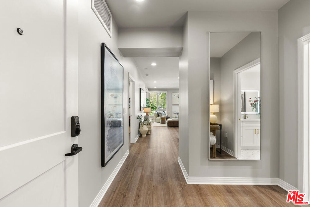 7428 Santa Monica Boulevard - Photo 3