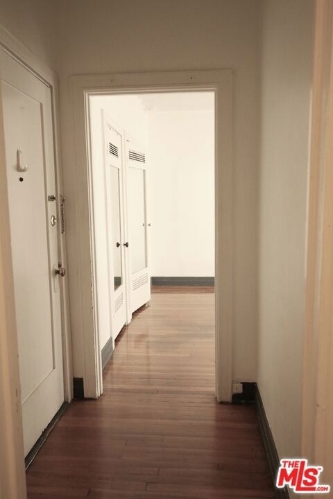 2121 James M Wood Boulevard - Photo 12