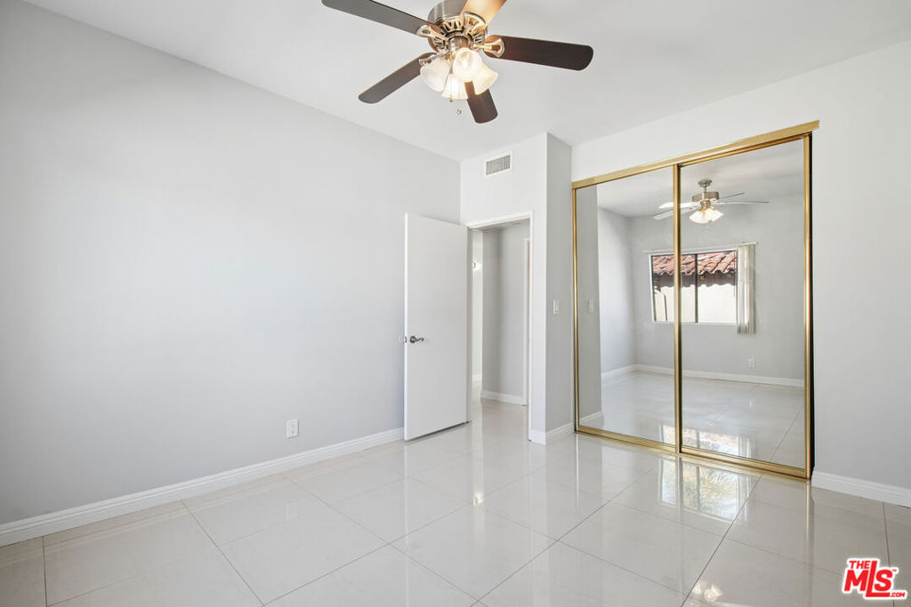 5715 Olympic Boulevard - Photo 14