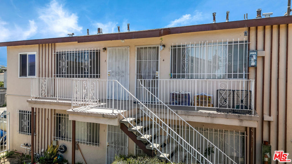 1423 Martin Luther King Jr Avenue - Photo 1