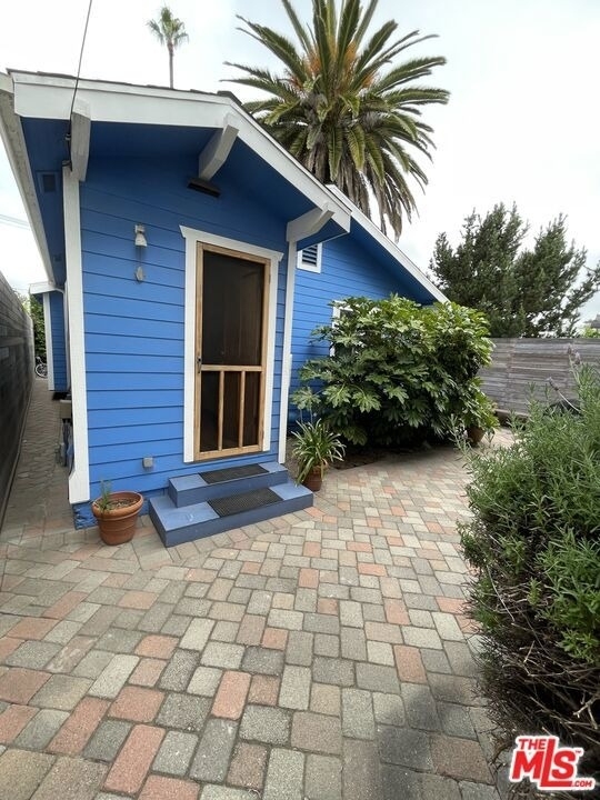 926 California Avenue - Photo 12