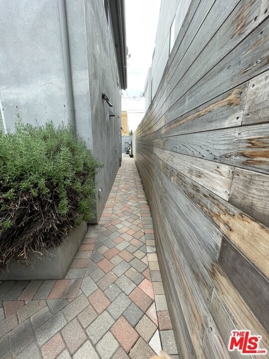 926 California Avenue - Photo 13