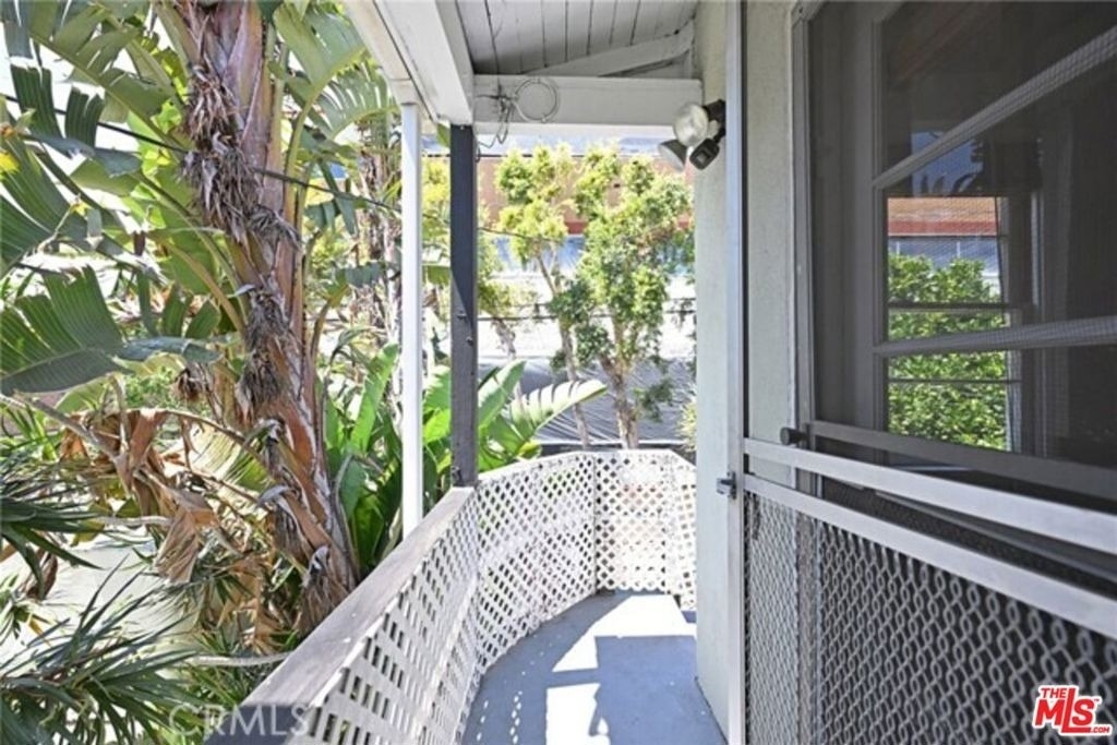 11061 Ohio Avenue - Photo 20