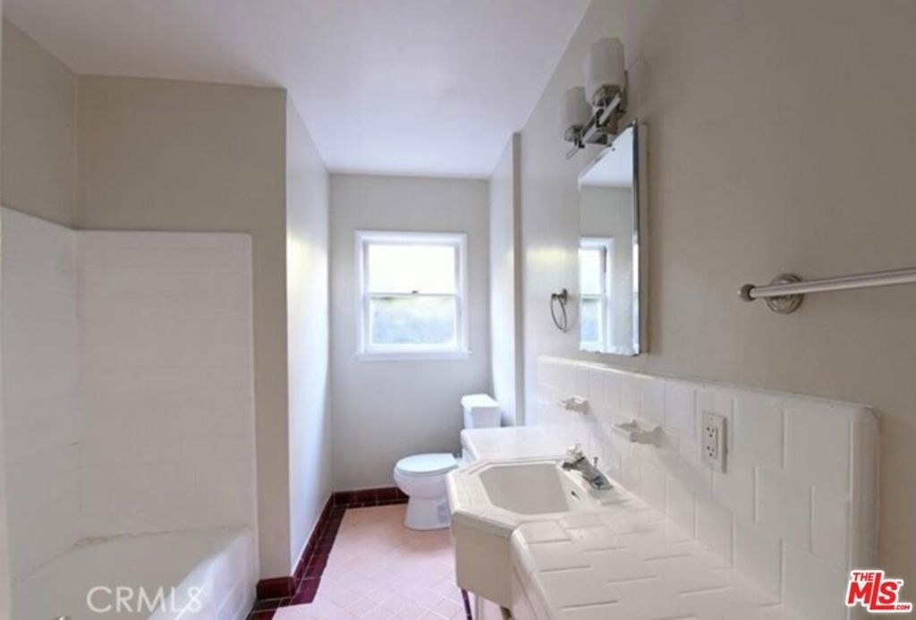 11061 Ohio Avenue - Photo 3