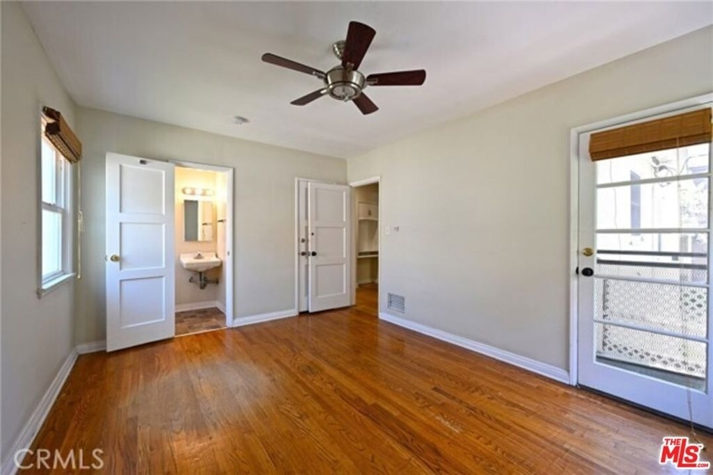 11061 Ohio Avenue - Photo 7
