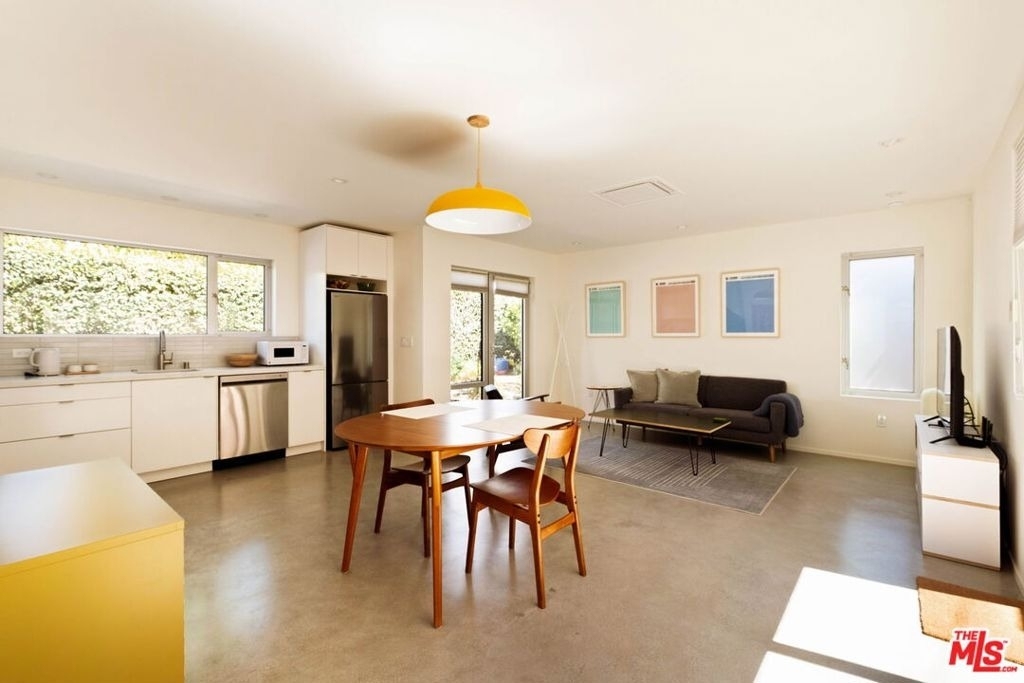 2209 Louella Avenue - Photo 5