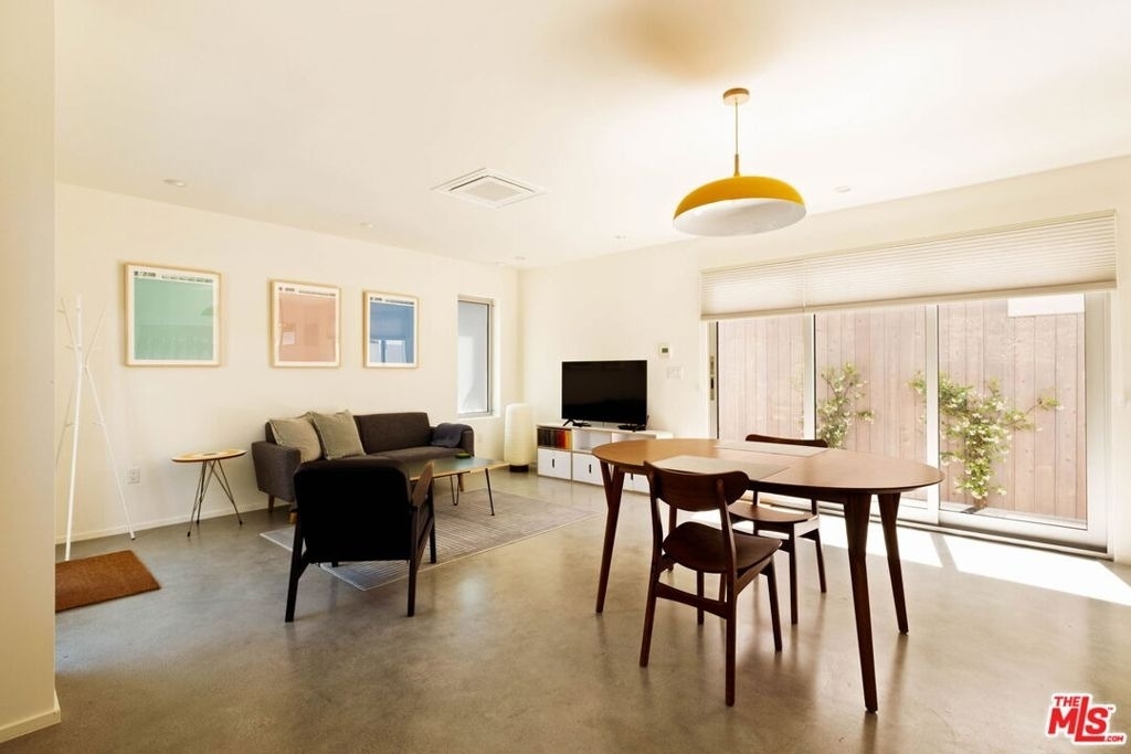 2209 Louella Avenue - Photo 7