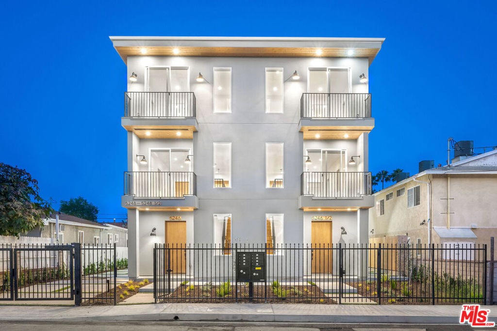 5248 Auckland Avenue - Photo 2