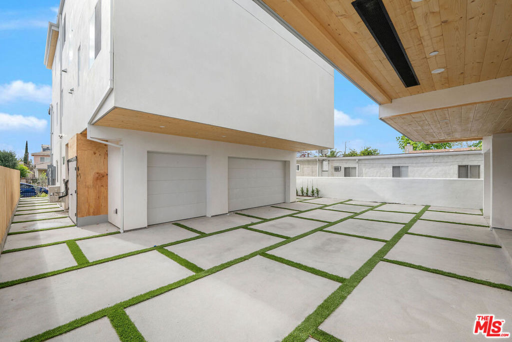 5246 Auckland Avenue - Photo 17